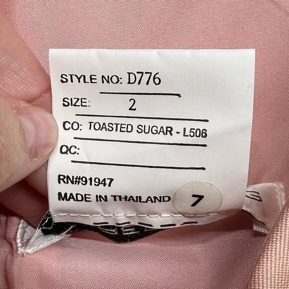 NWT | Alfred Sung | Sateen Twill Dress V-Neck w/ Pockets | Toasted Sugar | 2 - Picture 11 of 13